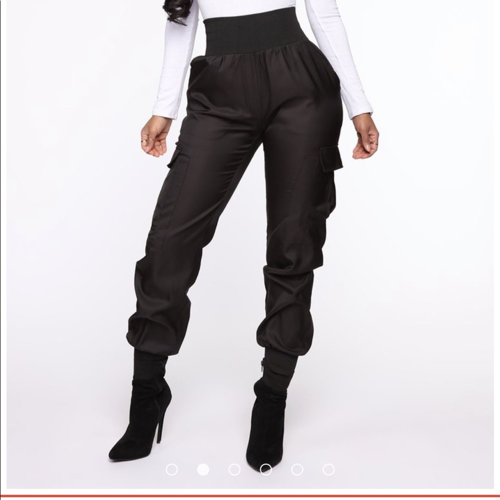 Black high rise joggers